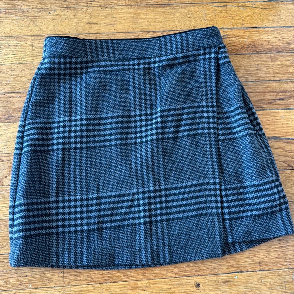 Abercrombie mini split skirt